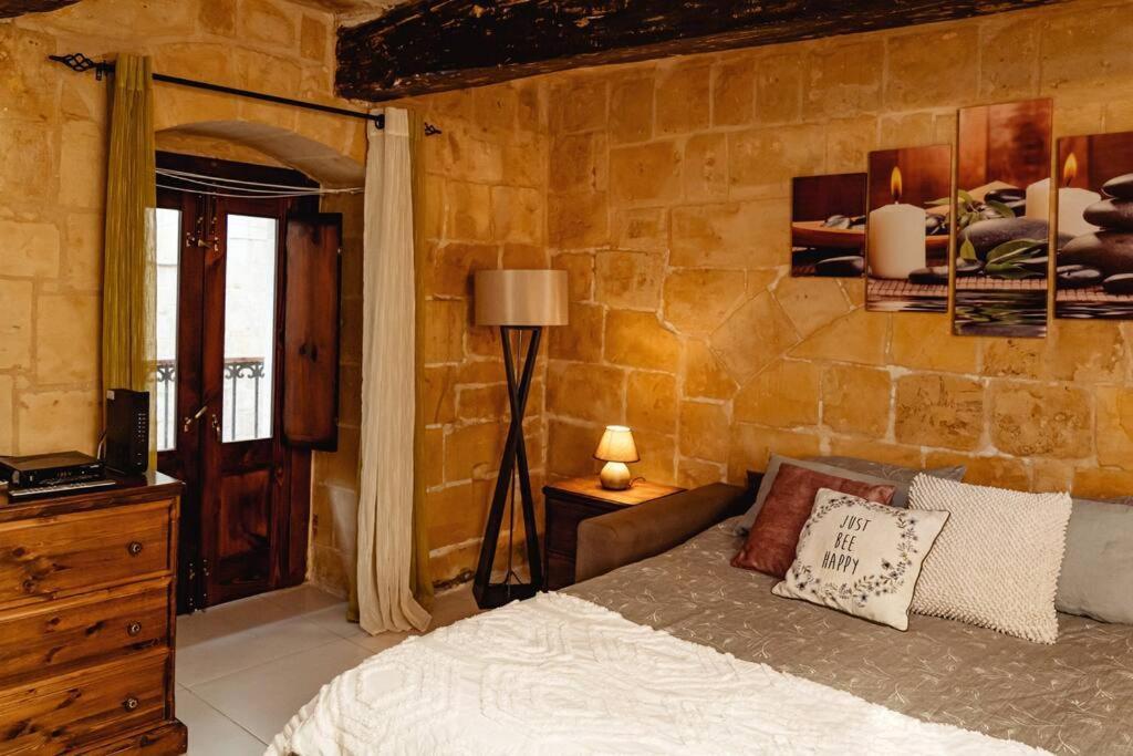 Enchanting 2Bdr Townhouse In Valletta Centre! Exterior photo